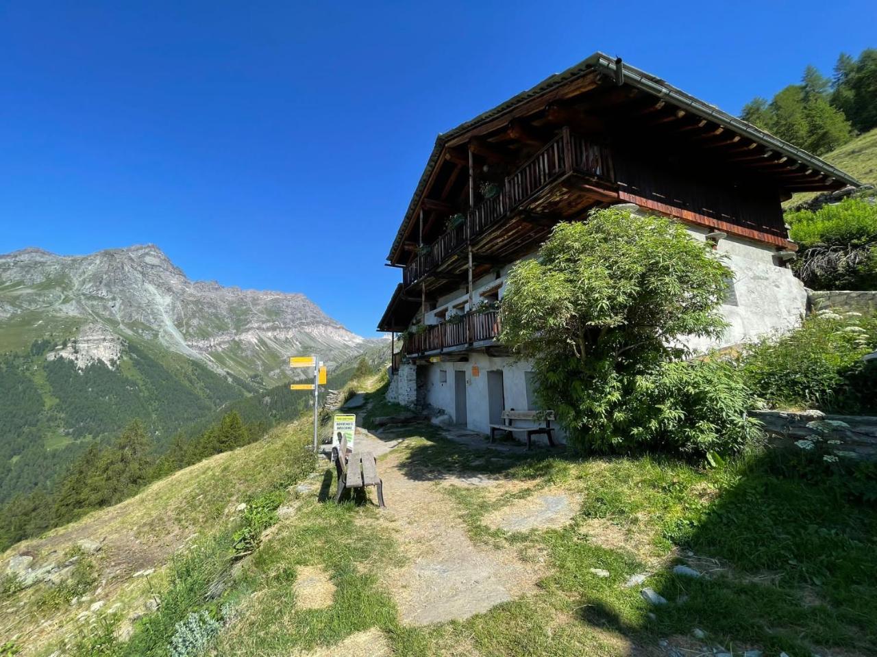 Rifugio Guide Frachey photo 3
