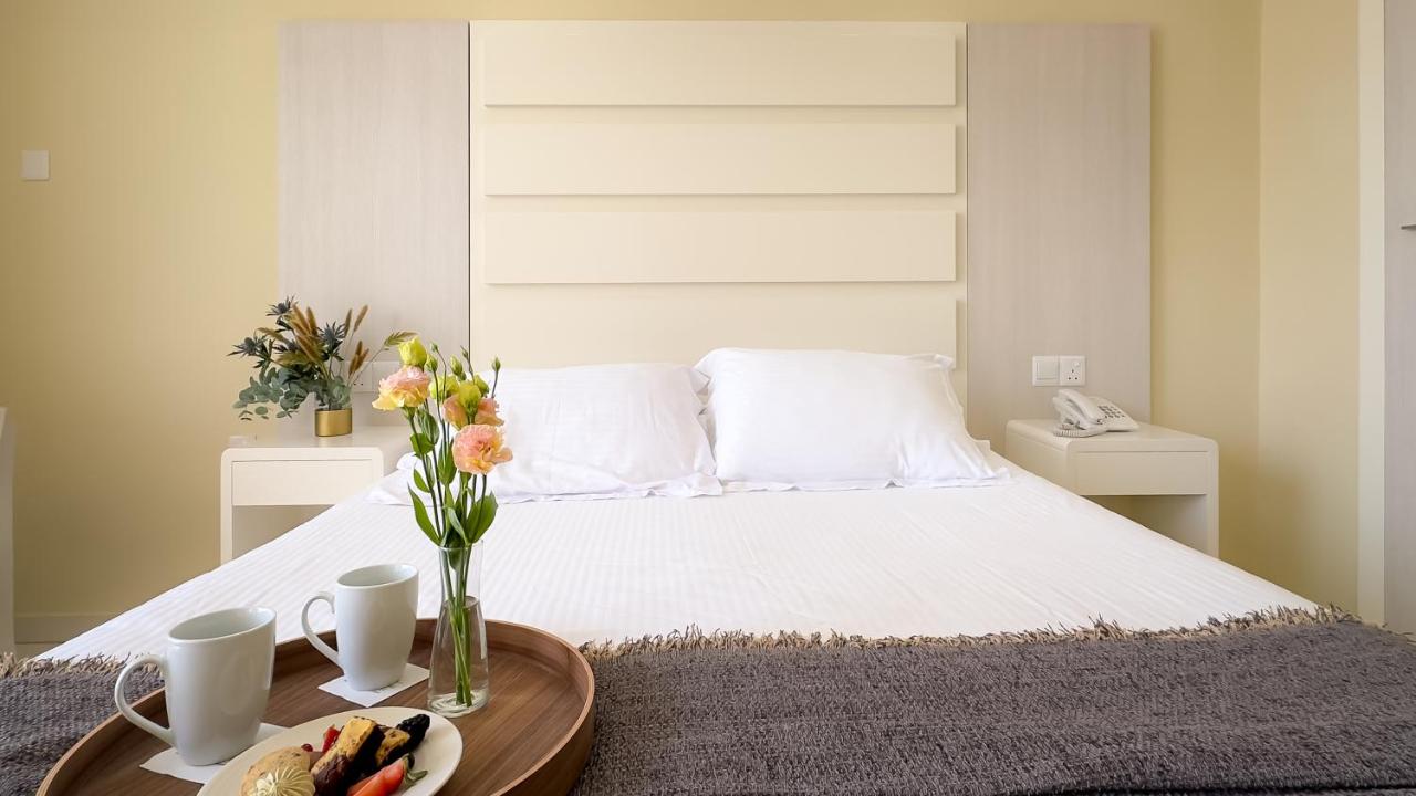 Tasia Maris Beach Hotel - Adults Only - 2