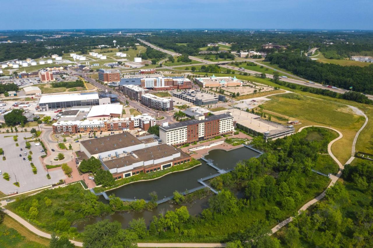 Hyatt Regency Coralville Hotel & Conference Center photo 2