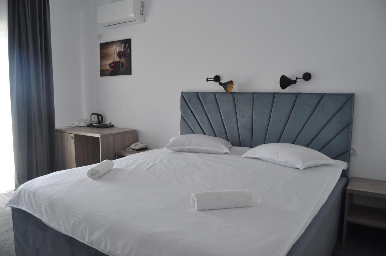 Hotel Maya photo 2