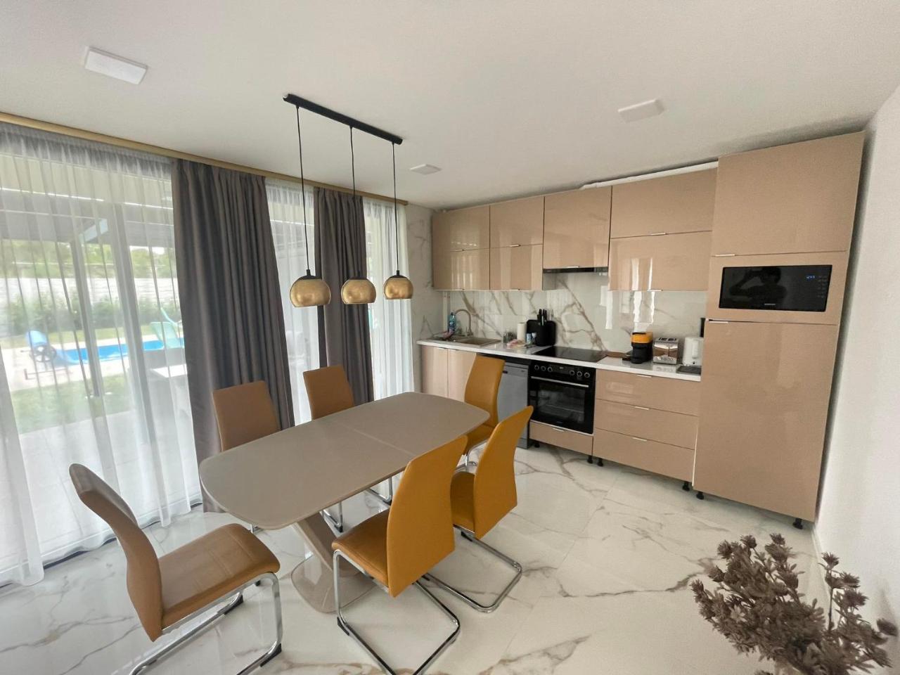 Luxury Apartments in Balatonalmádi, Almádi Lux Apartman III - Pure Gold - 6