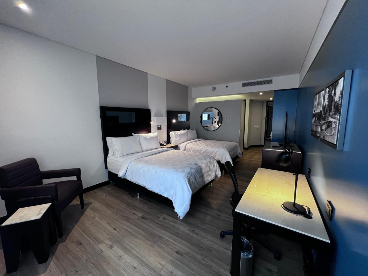 Holiday Inn Bogota Airport By IHG photo 2