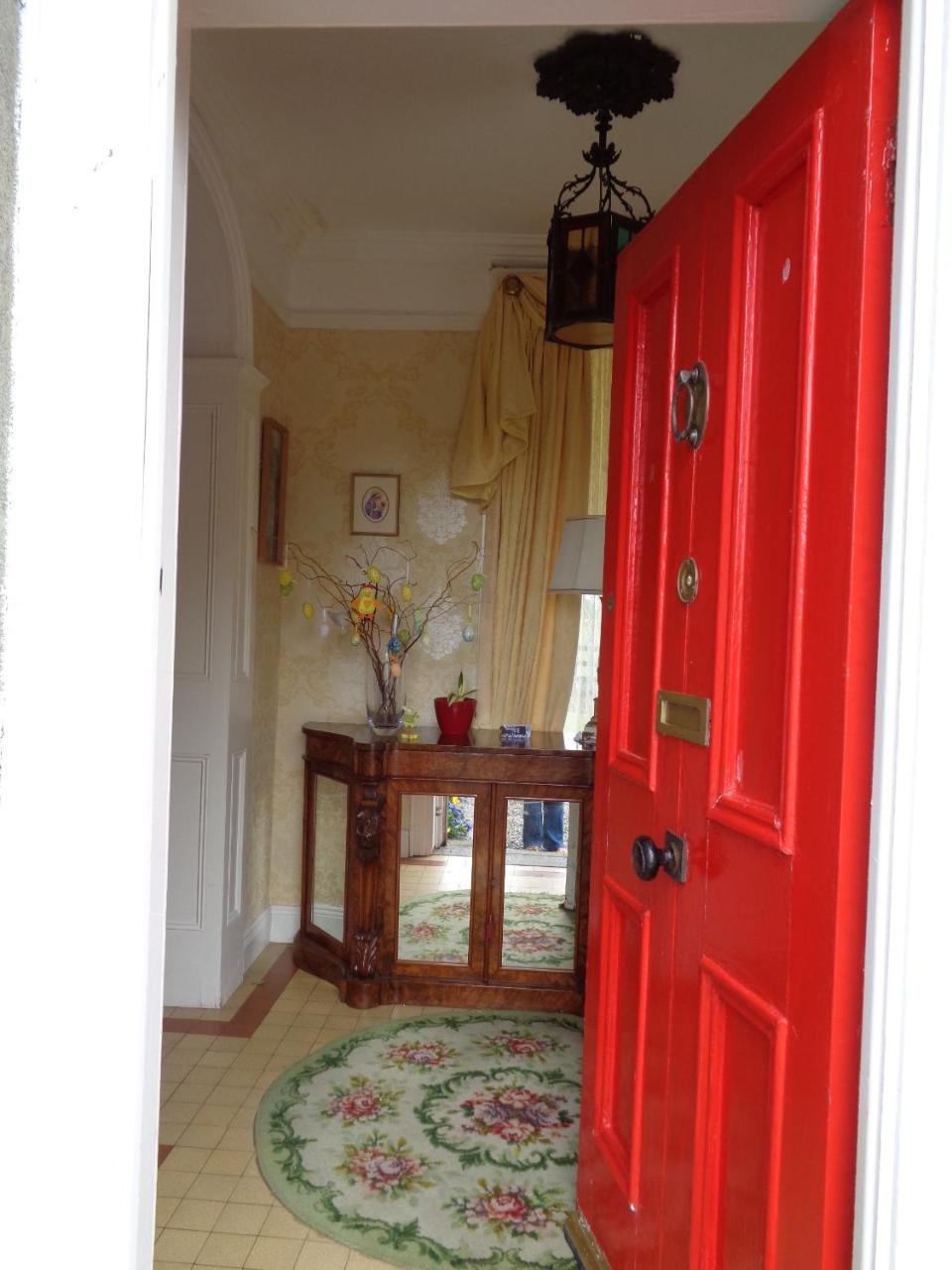 Moate Lodge photo 2