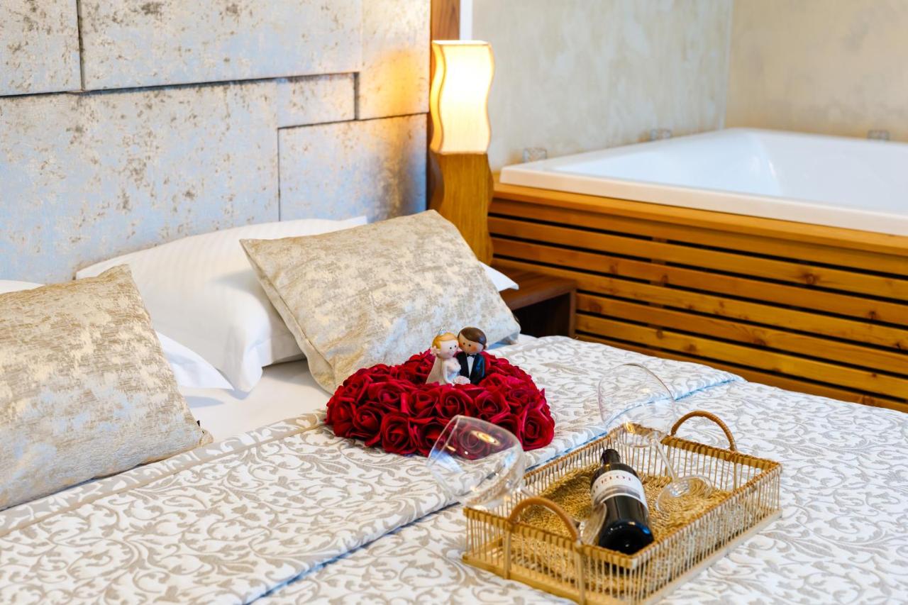 Grand Lakes Rooms - 4
