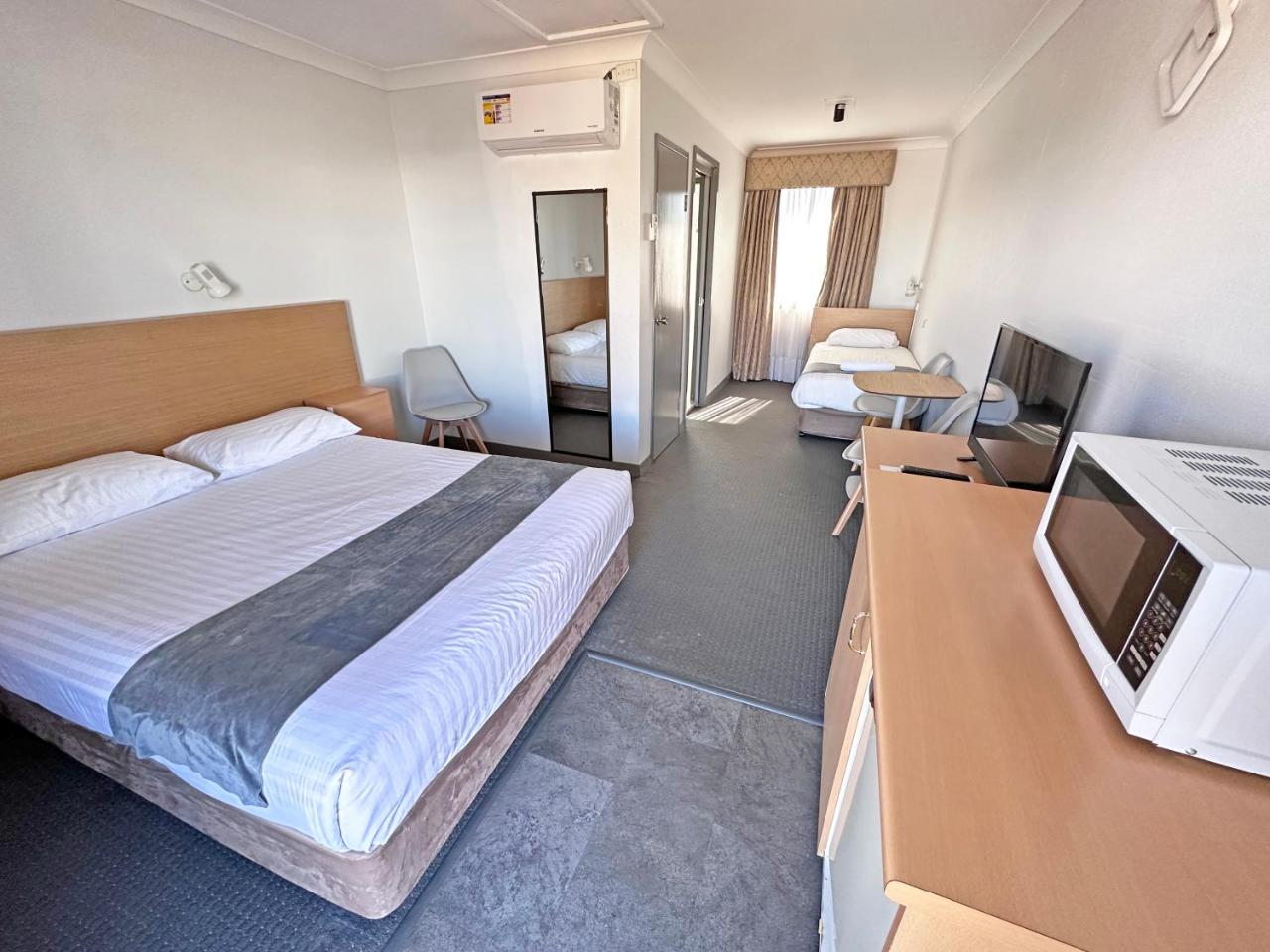 Spa Village Motel photo 4