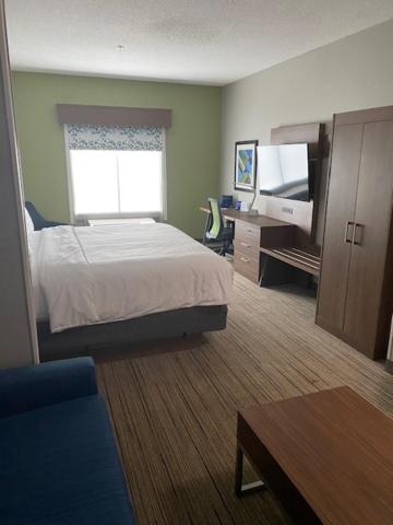 Holiday Inn Express & Suites - Enterprise by IHG photo 3
