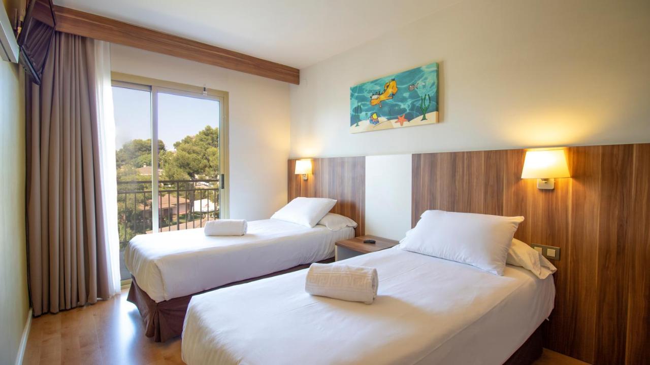Golden Avenida Family Suites 4*