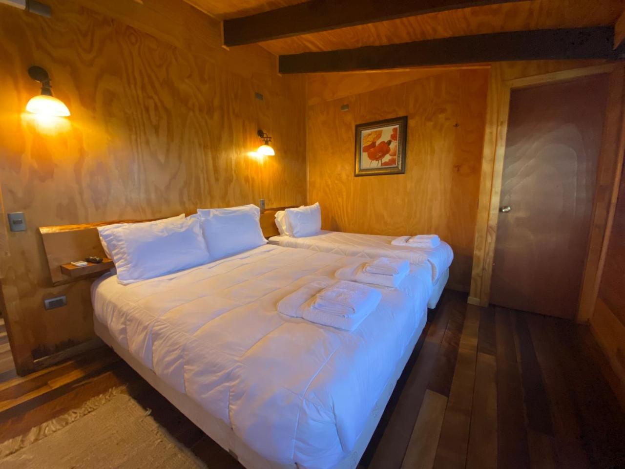 Hostal Caulle photo 4