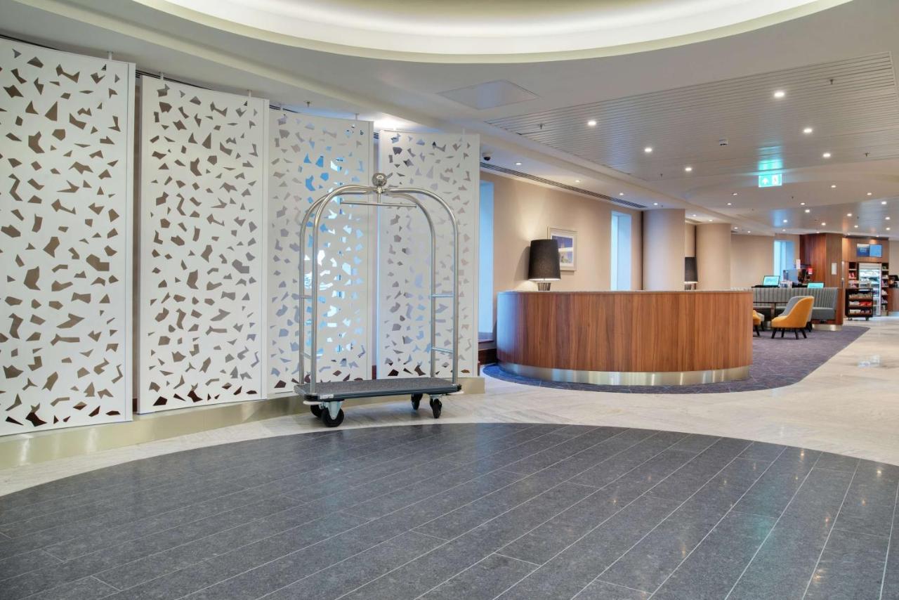 Hilton Garden Inn London Heathrow Terminal 2 and 3 - 3
