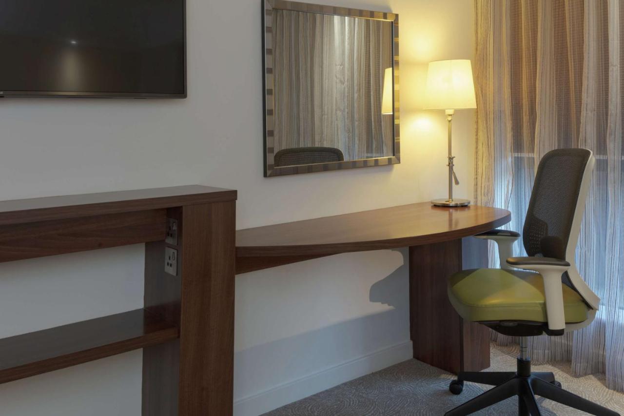 Hampton By Hilton Corby-Kettering photo 4