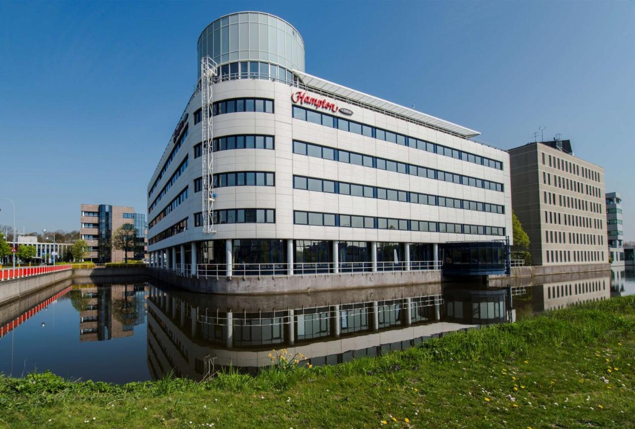 Hampton by Hilton Amsterdam Airport Schiphol - 2
