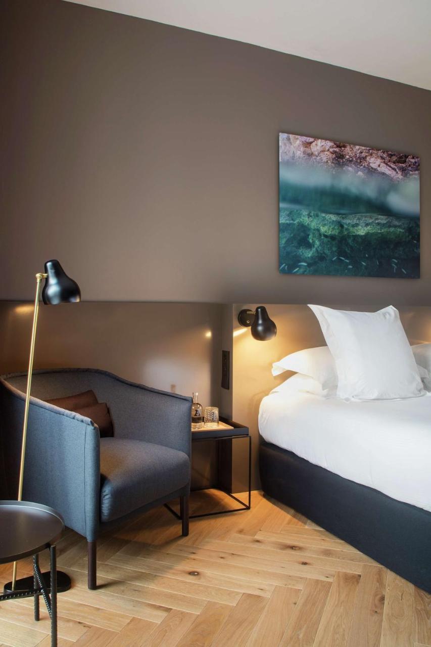 Alexandra Barcelona Hotel, Curio Collection by Hilton photo 2