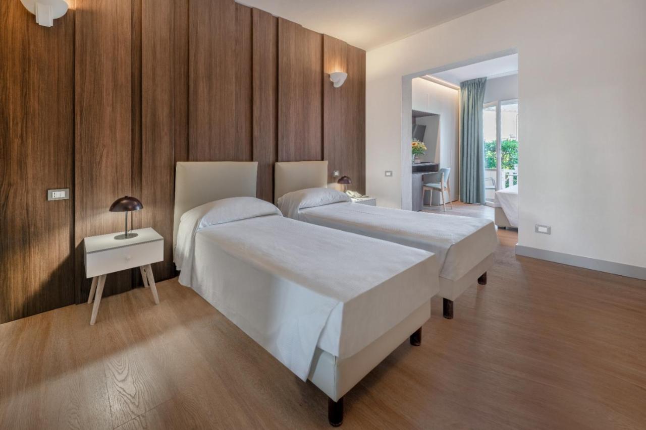 Hotel Riva del Sole photo 2