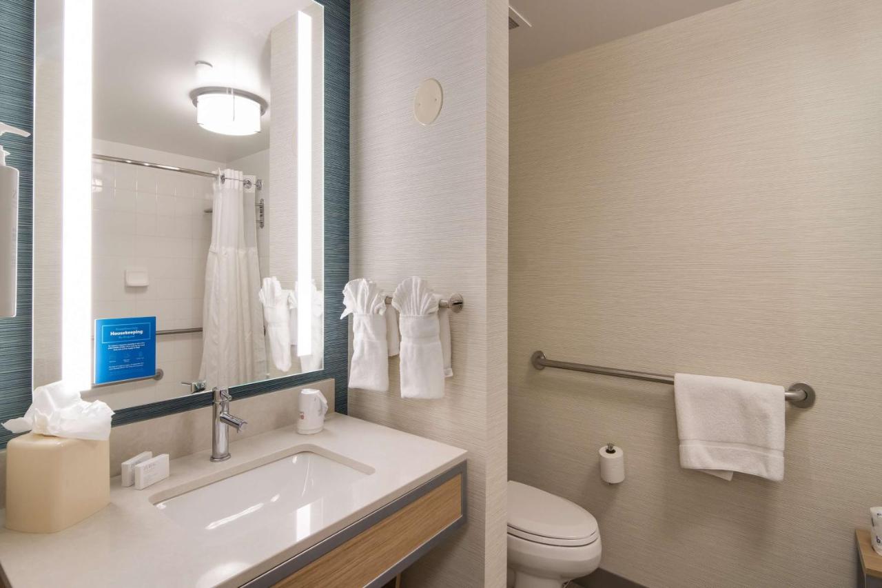 Hilton Garden Inn Madison West/Middleton photo 2