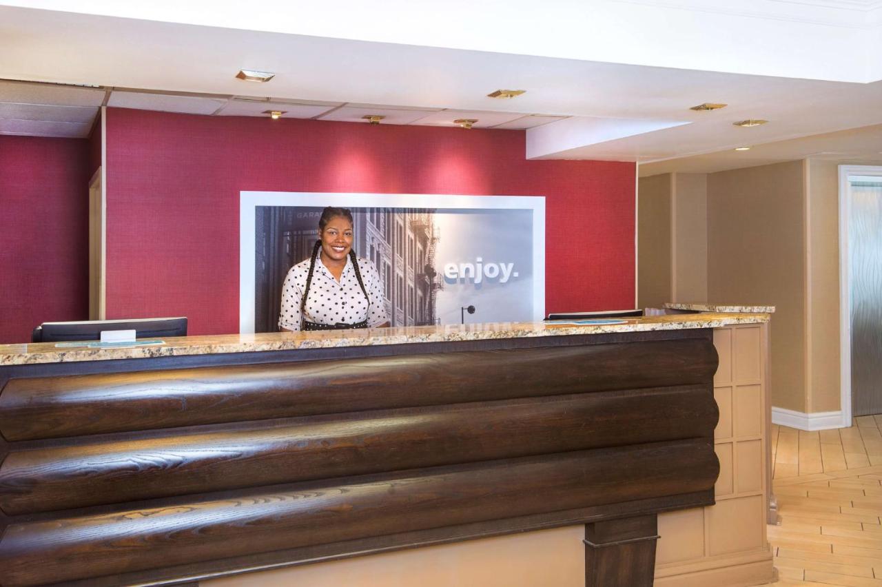 Photo - Hampton Inn & Suites Annapolis