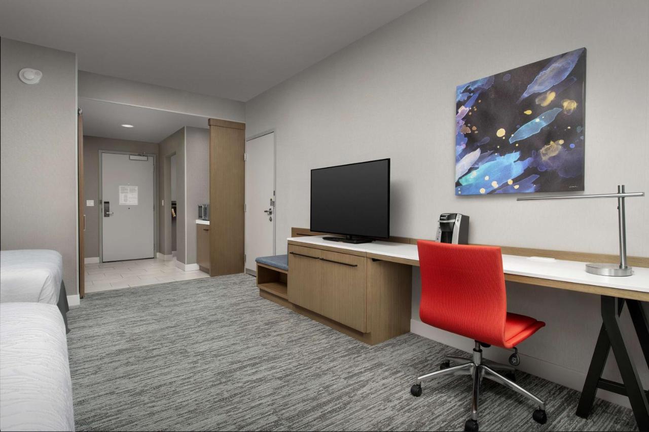 Hilton Garden Inn San Jose Airport photo 2