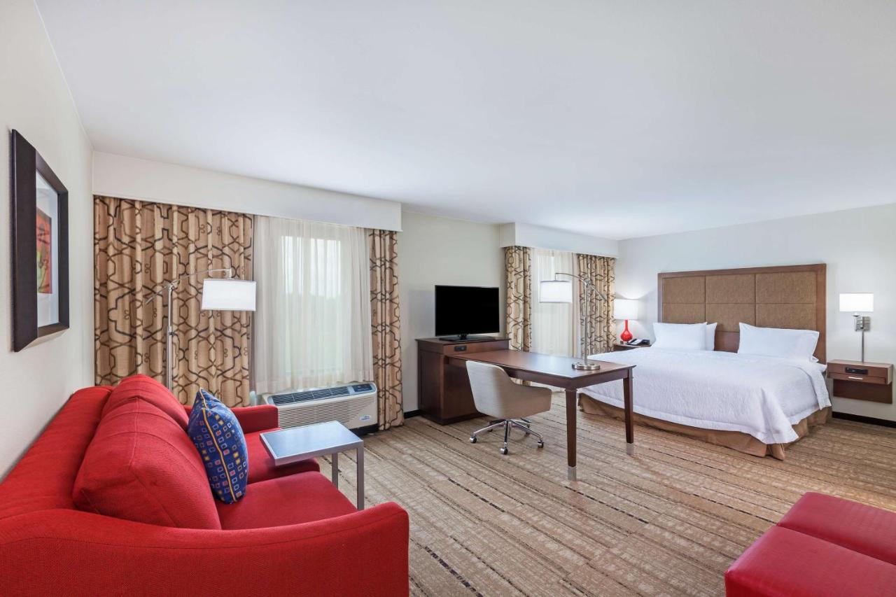 Hampton Inn & Suites Houston I-10 West Park Row photo 2