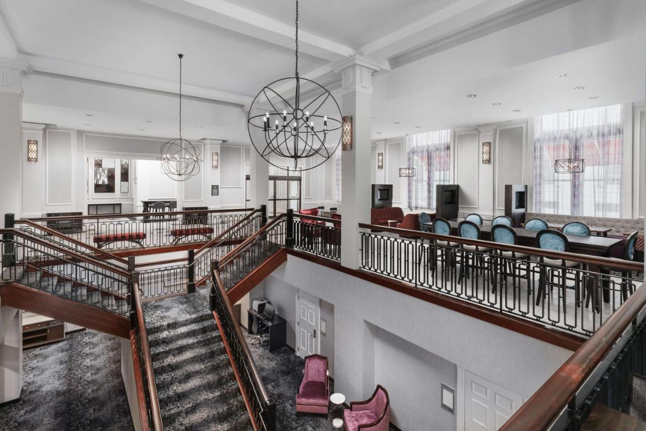 Photo - Hampton Inn & Suites Baltimore Inner Harbor