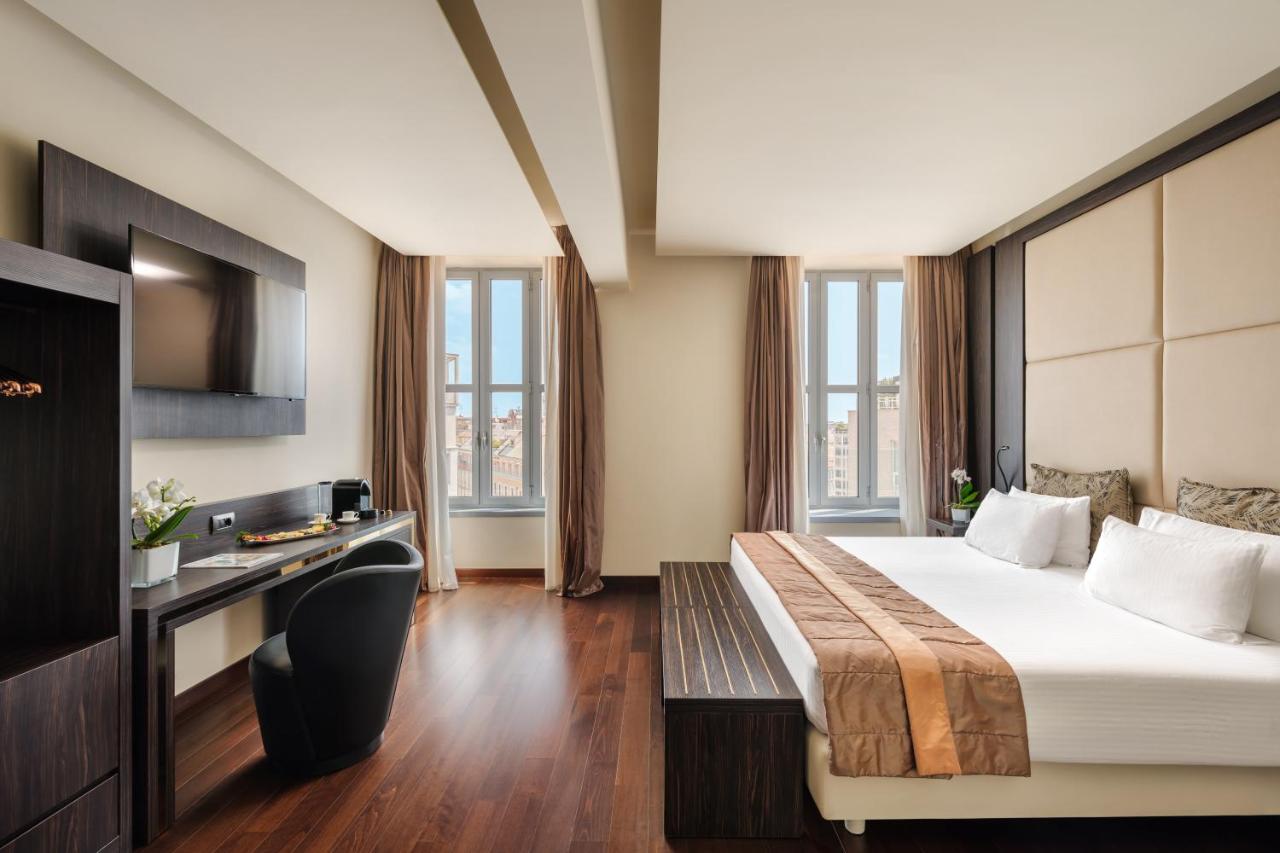Hotel The Square Milano Duomo - Preferred Hotels & Resorts photo 3