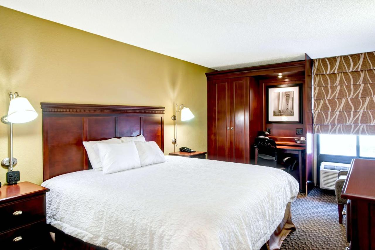 Hampton Inn College Station-Texas A&M University Area photo 3