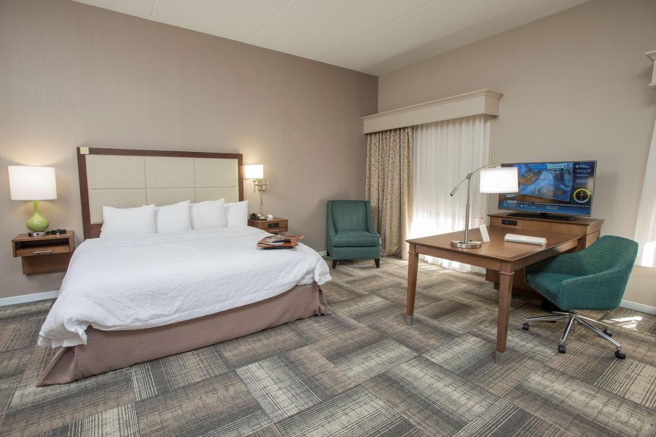 Hampton Inn & Suites Cincinnati-Union Centre photo 3