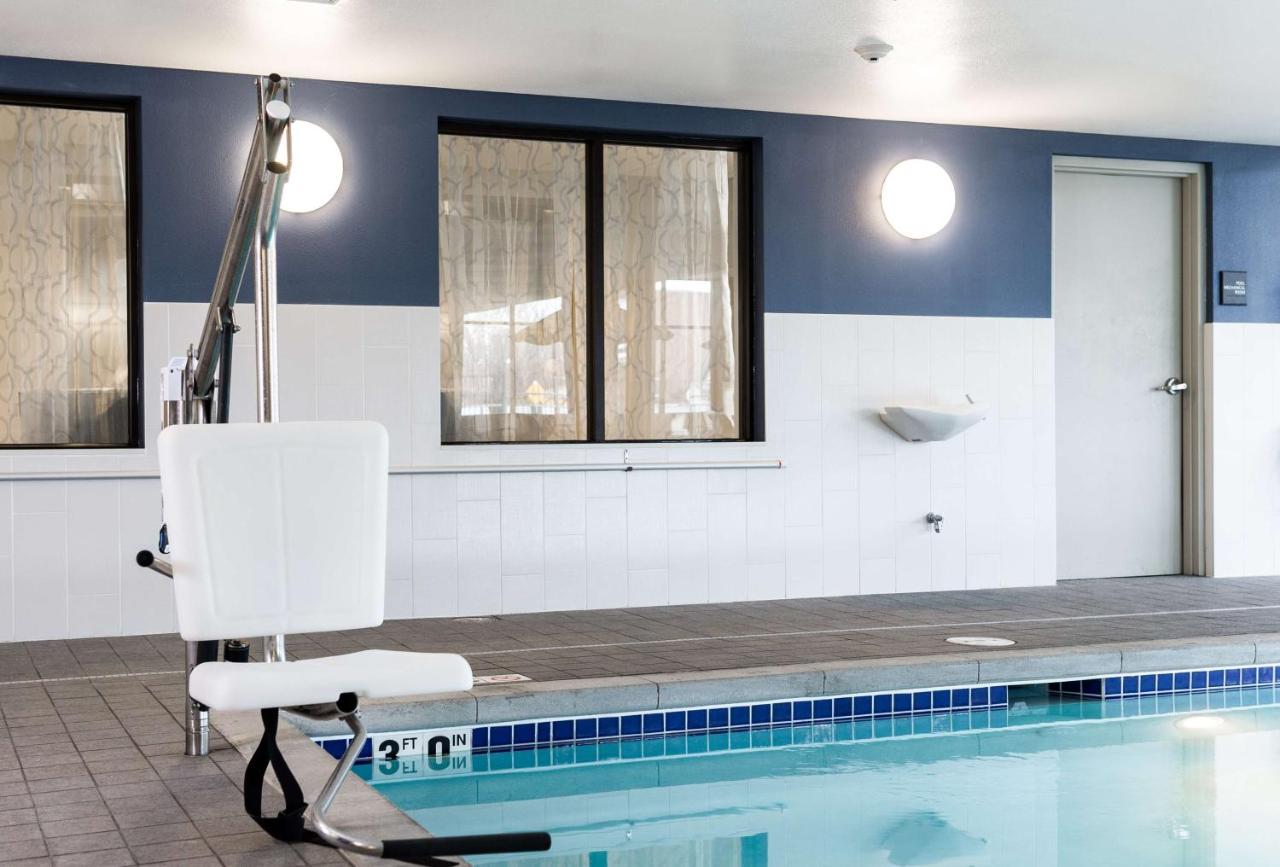 Hampton Inn & Suites La Crosse/Downtown, WI