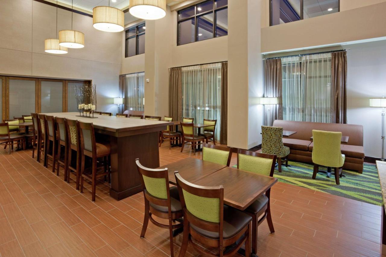 Photo - Hampton Inn & Suites Minneapolis West/ Minnetonka