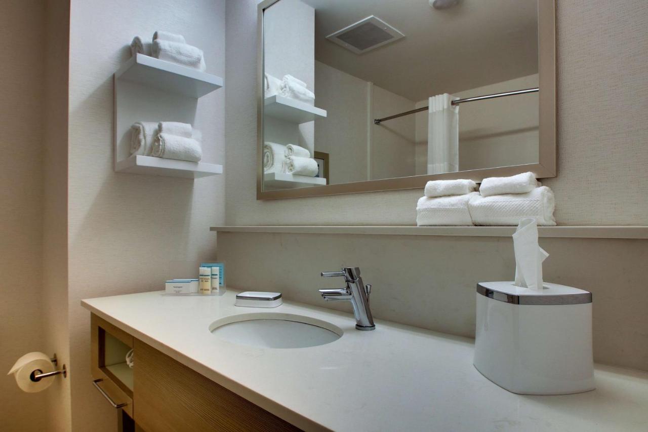 Hampton Inn by Hilton Sneads Ferry North Topsail Beach photo 2