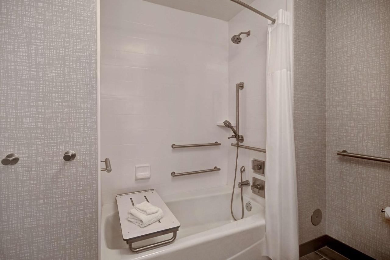 Hampton Inn by Hilton Tucson Downtown photo 3