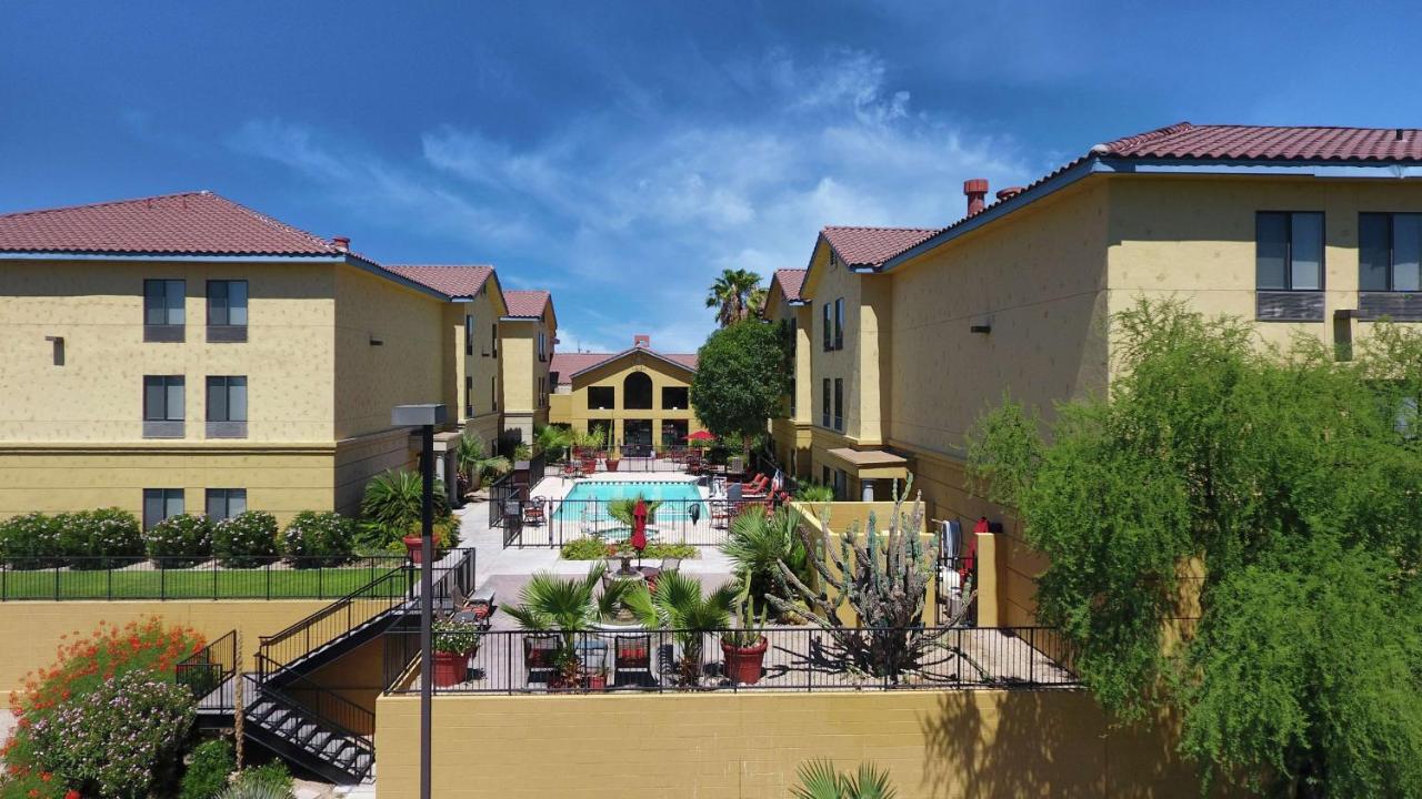 Photo - Hampton Inn & Suites Tucson Mall