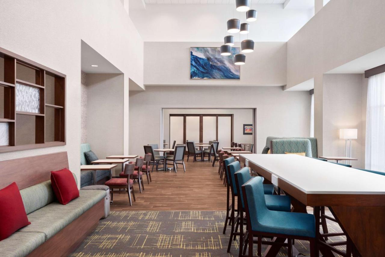 Foto - Hampton Inn & Suites By Hilton Kelowna Airport