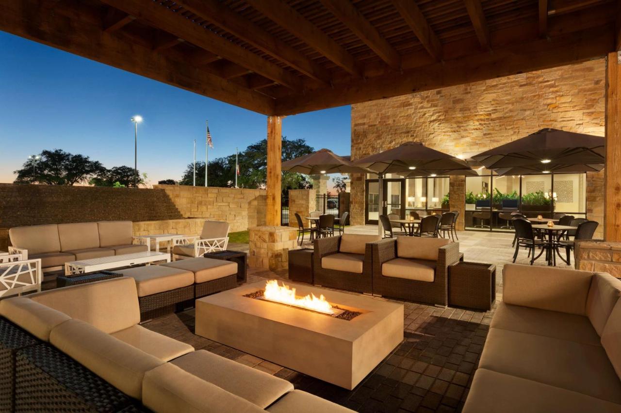 Foto - Embassy Suites San Antonio Brooks City Base  & Spa