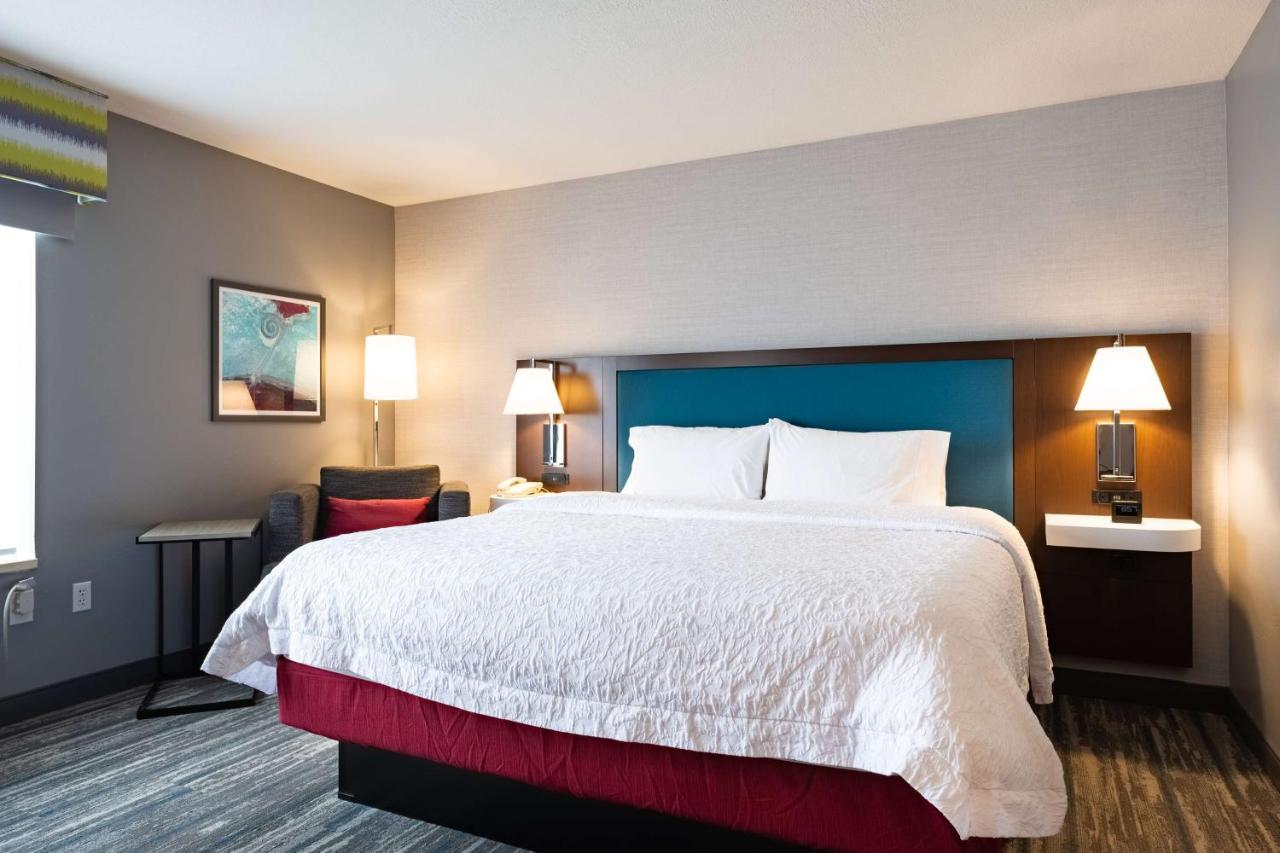 Hampton Inn & Suites Salt Lake City Airport photo 3