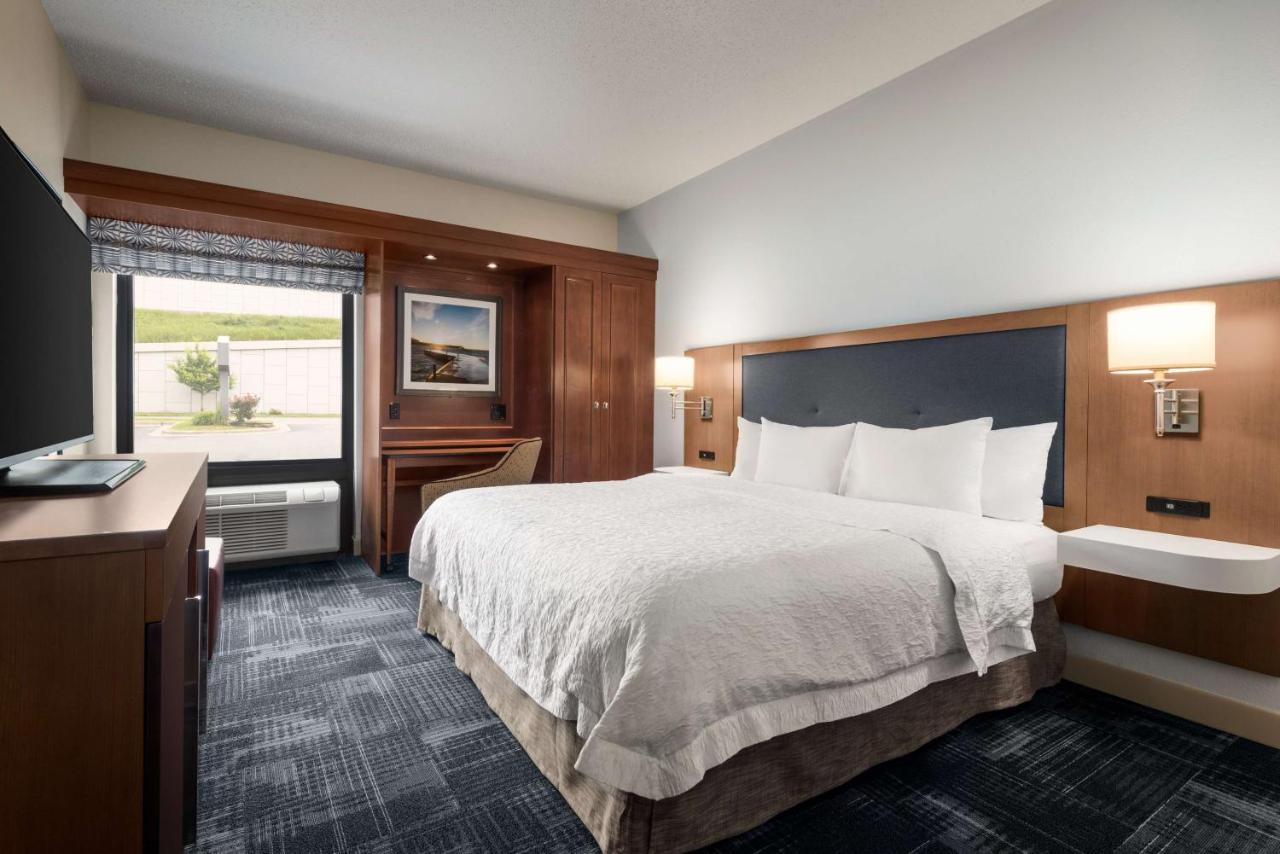 Hampton Inn Wausau photo 3