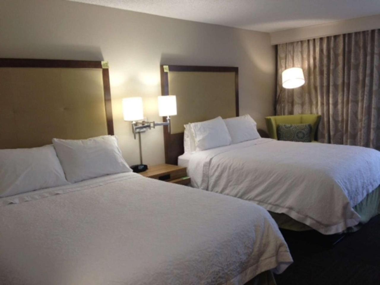 Hampton Inn Tampa-Airport/Rocky Point photo 4