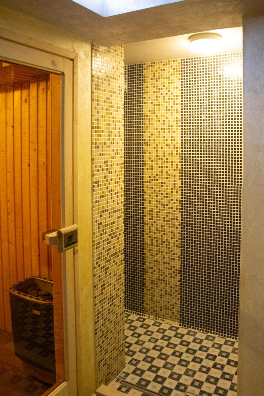 Meteor Family Hotel photo 4