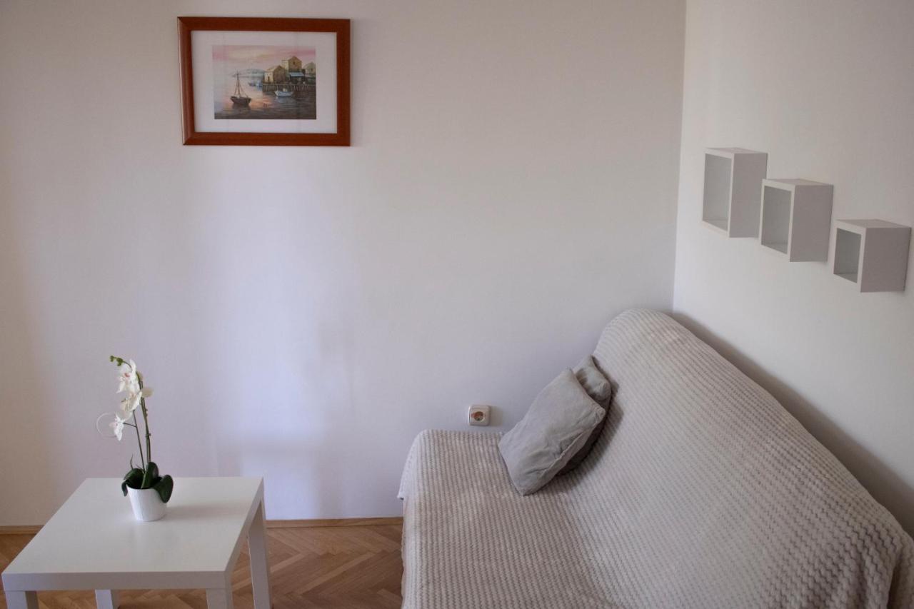 Apartment Nikola Škarica 1 - 6