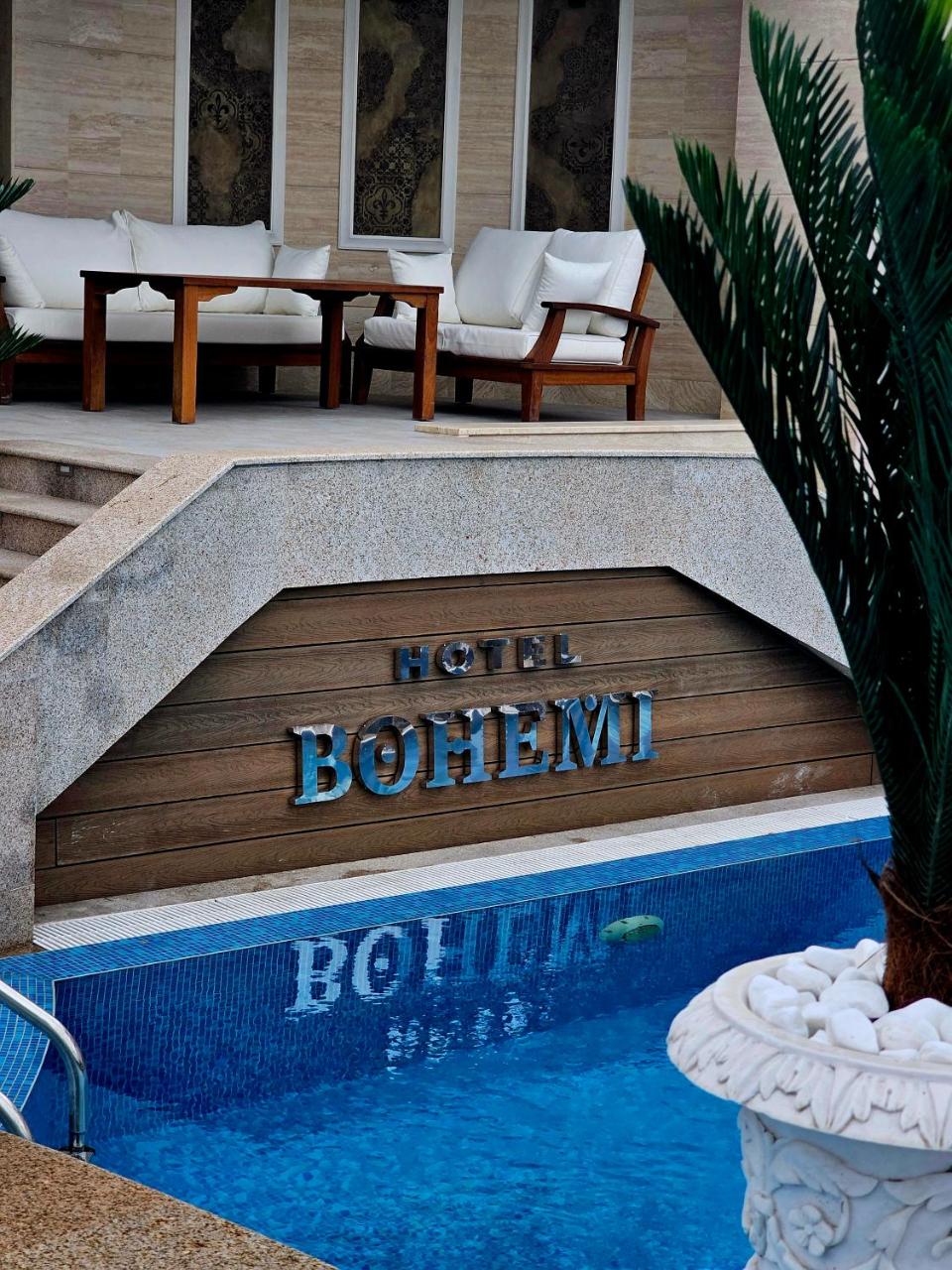 Hotel Bohemi - 4