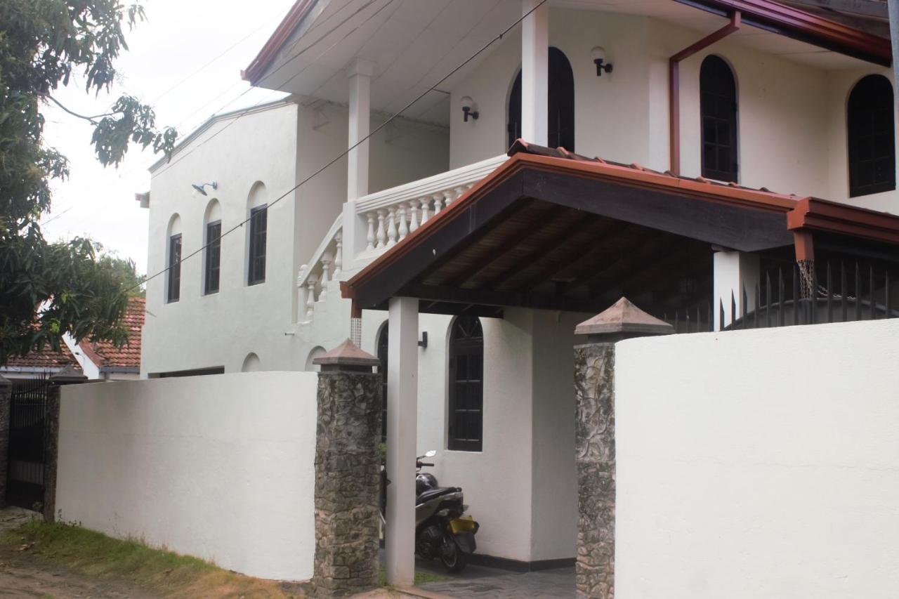 Airport Gateway Residence