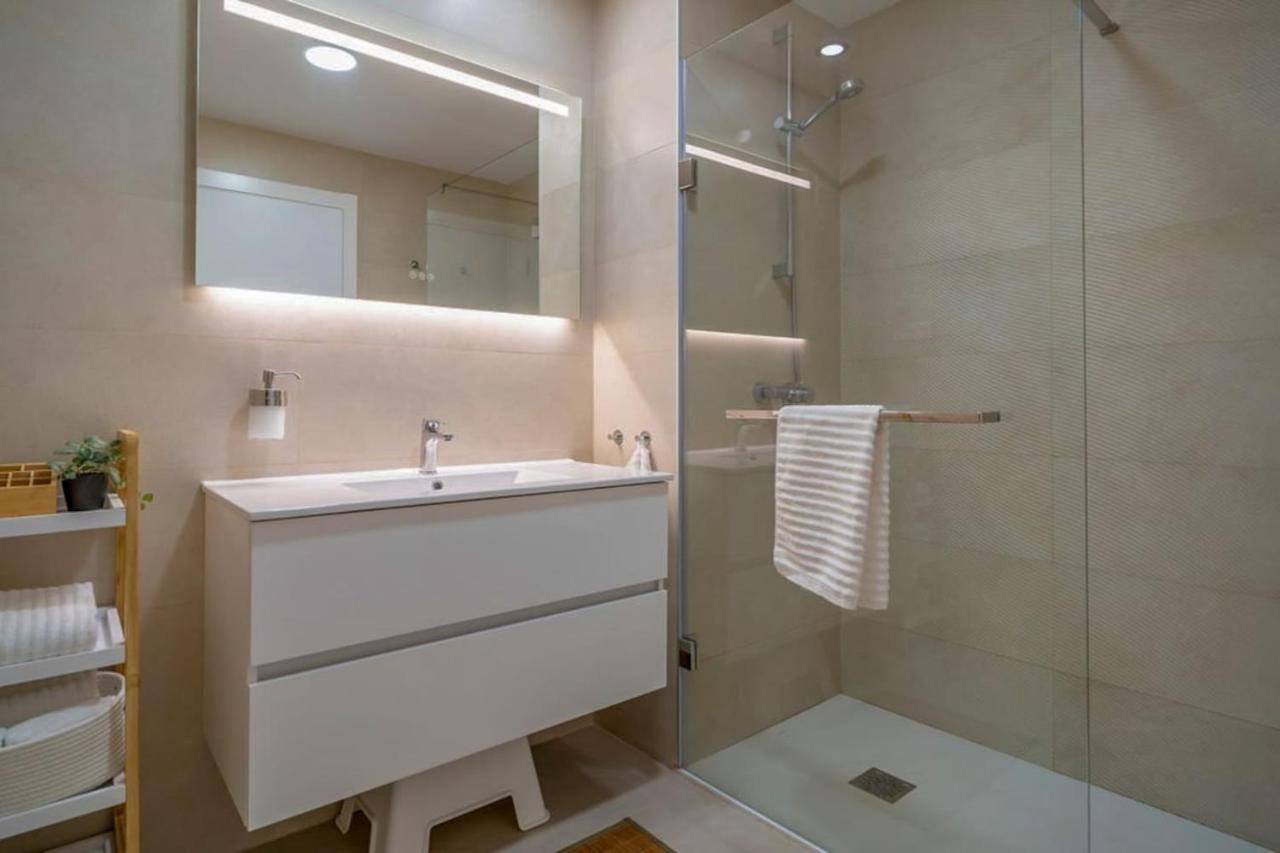 Seaview Penthouse with Rooftop Terrace near Beach, Kingbed - Calamina - 6