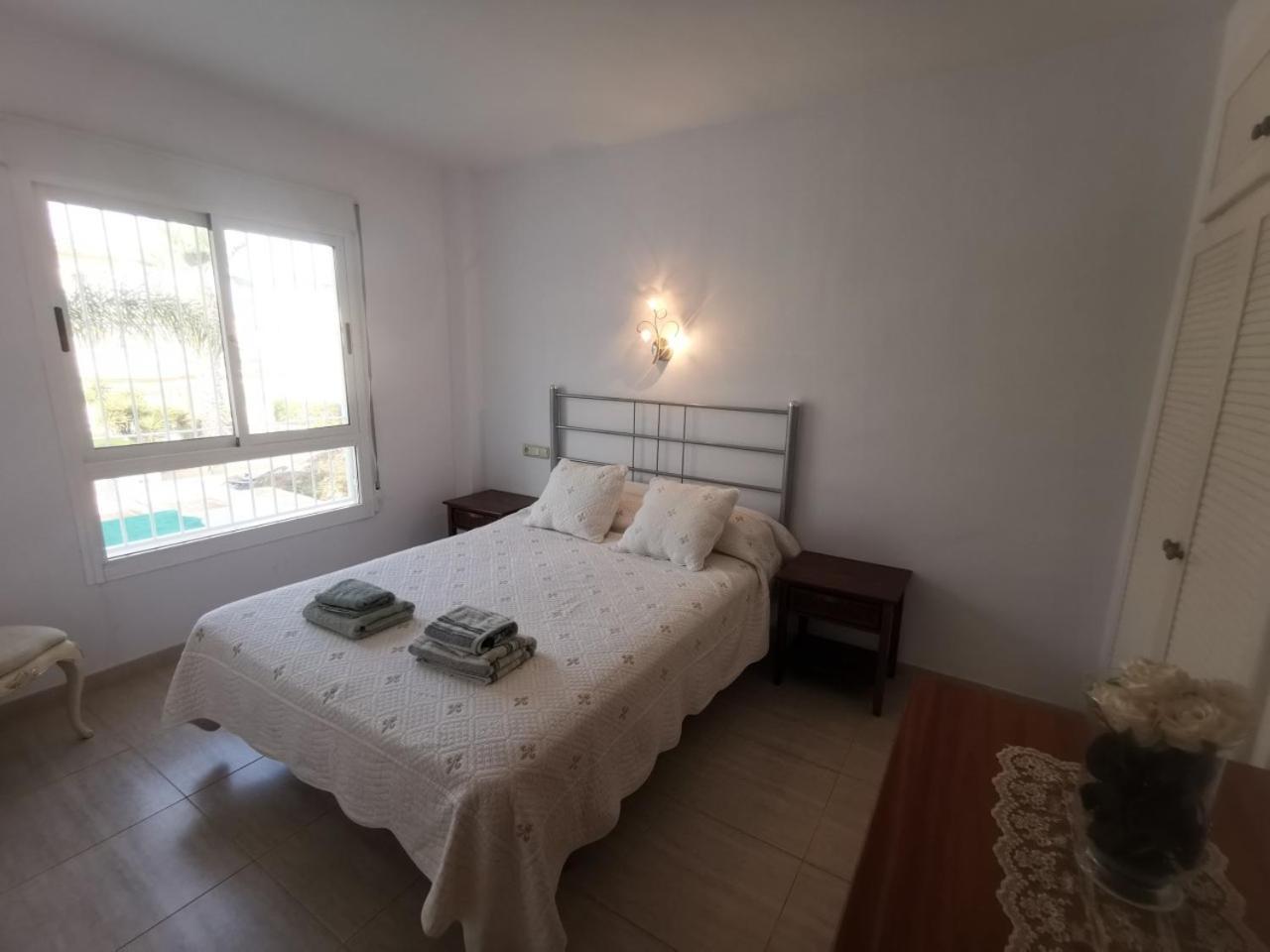 Luxury Paradise Beach Villa - 3