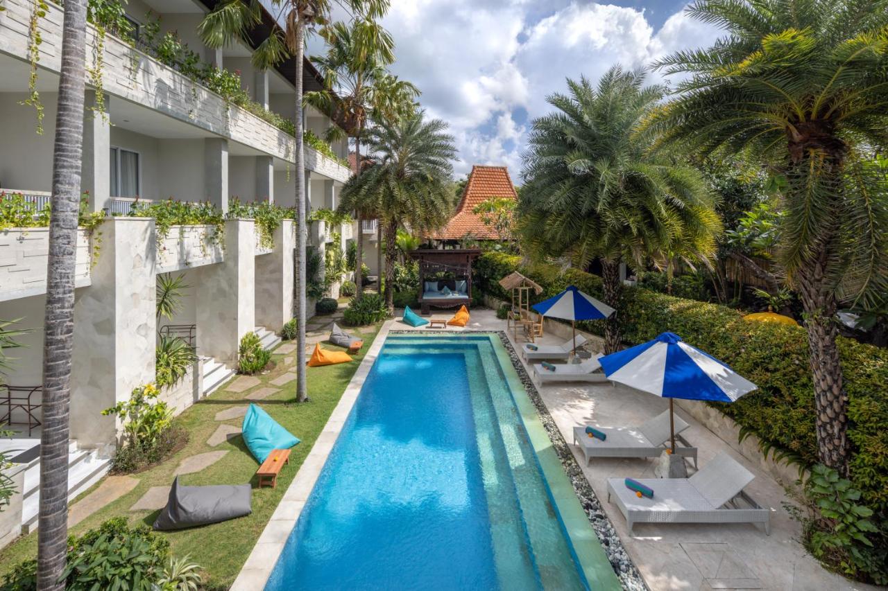 Tapa Tepi Kali Canggu
