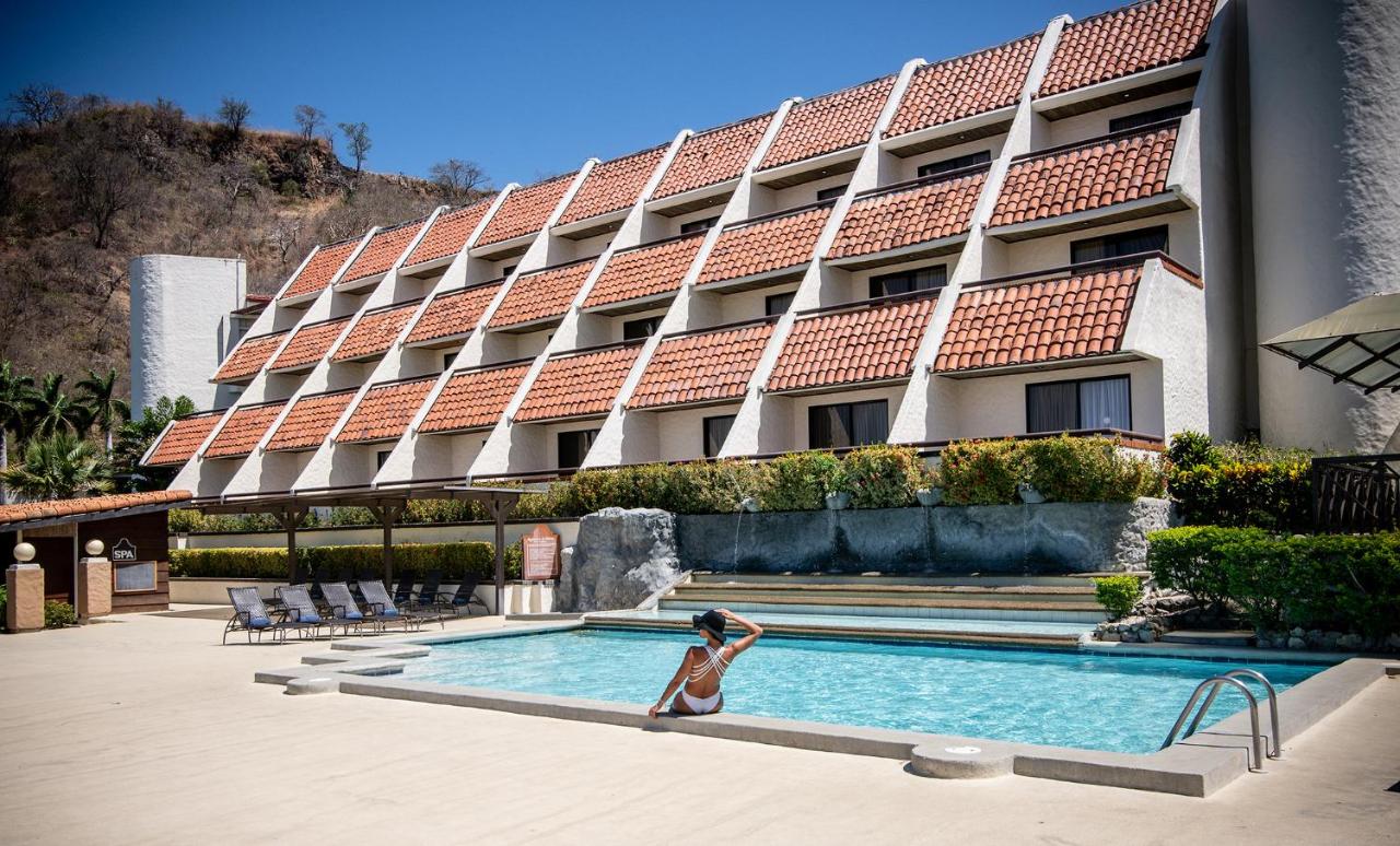 Villas Sol Beach Resort photo 3