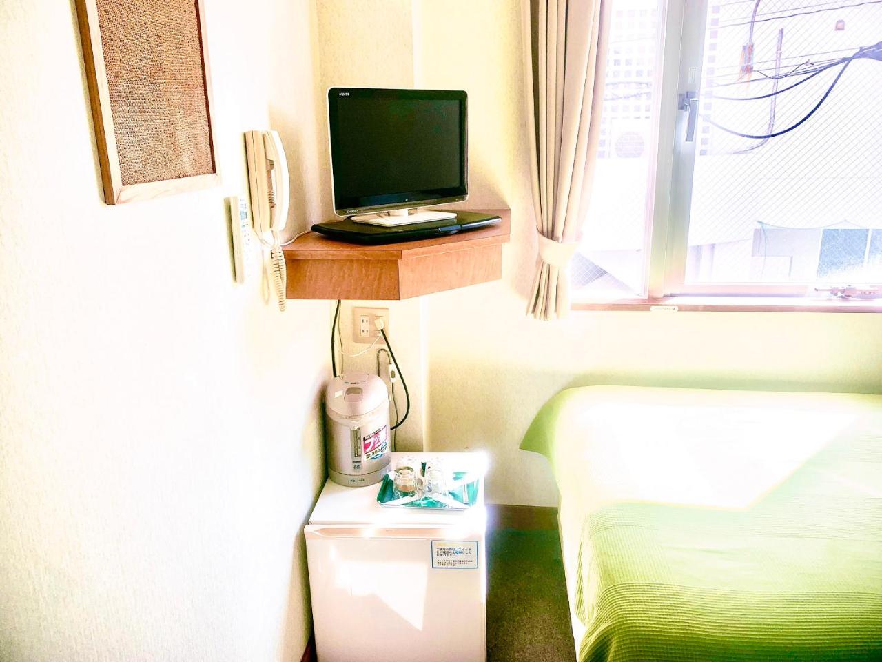 Hotel Happy Holiday Ishigaki photo 2
