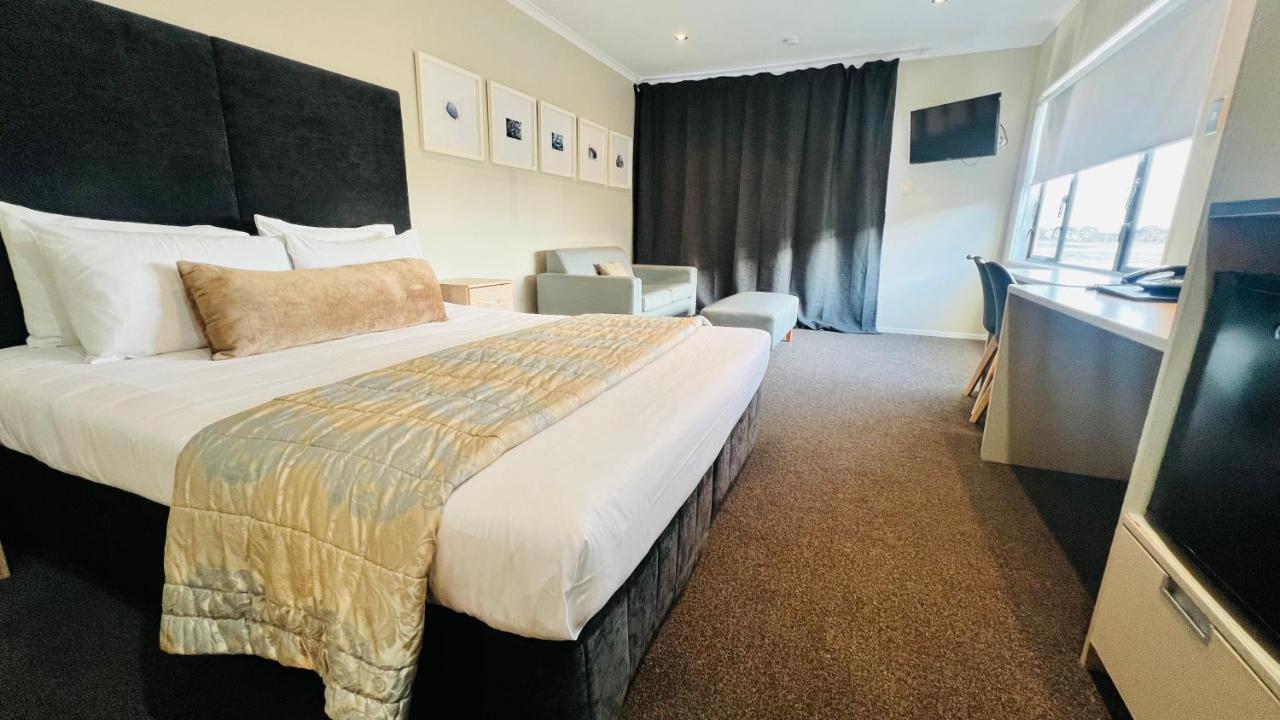 Marineland Beachfront Accommodation photo 2