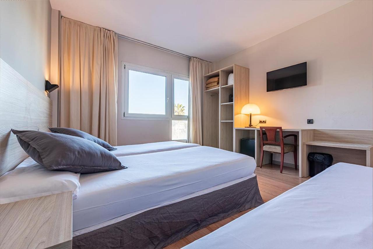 Hotel Air Penedes photo 2