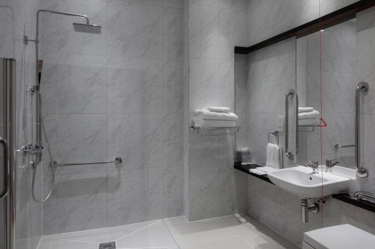 Doubletree By Hilton London - Greenwich photo 3