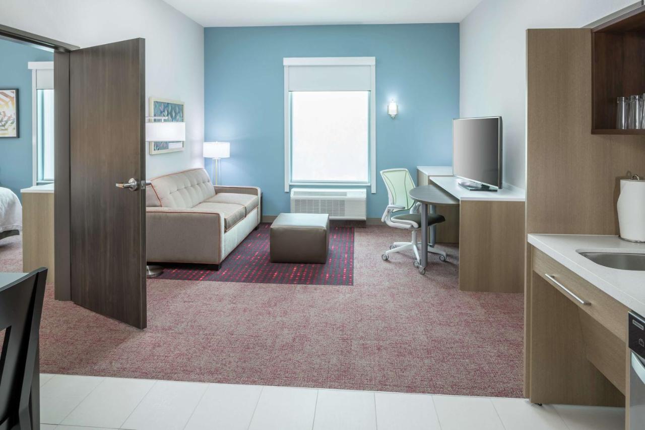 Home2 Suites By Hilton Orlando Airport photo 4