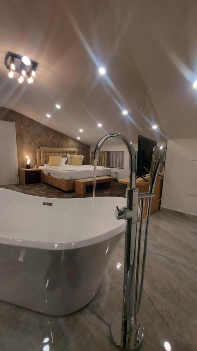 Hotel Stefani - 4