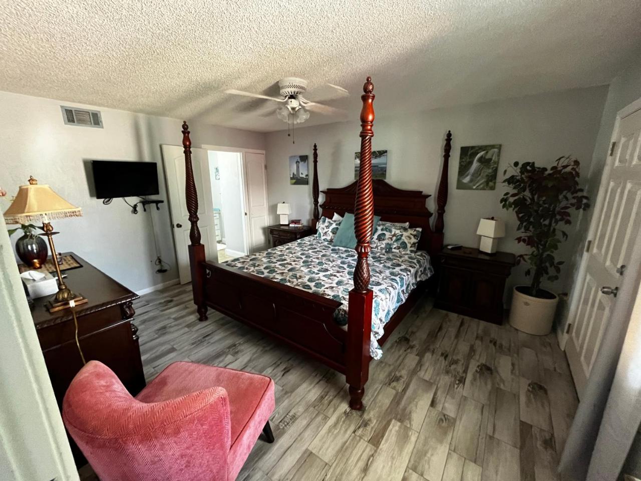 Surfside Suites - 6